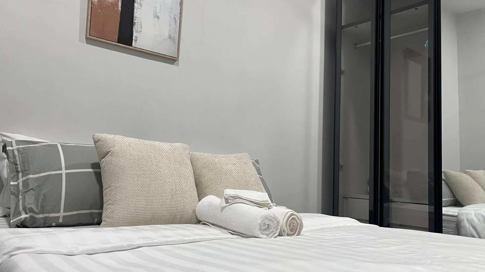 Stylish Private Room Near Mrt, The Birch Kl クアラルンプール
